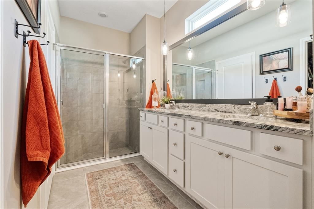 For Sale: $300,000 (3 beds, 2 baths, 1610 Square Feet)
