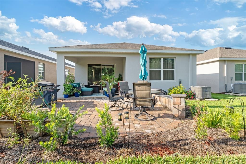 For Sale: $300,000 (3 beds, 2 baths, 1610 Square Feet)