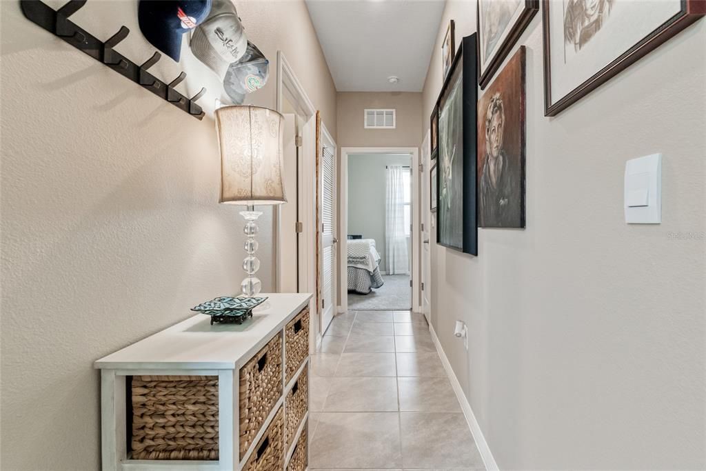 For Sale: $300,000 (3 beds, 2 baths, 1610 Square Feet)