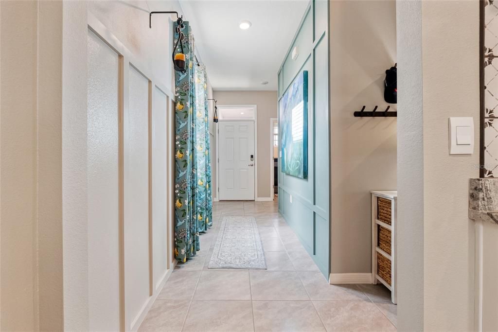 For Sale: $300,000 (3 beds, 2 baths, 1610 Square Feet)