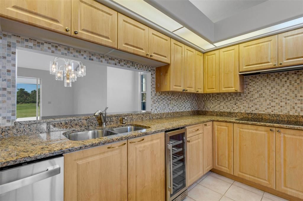 На продажу: $679,900 (3 спален, 2 ванн, 2632 Квадратных фут)