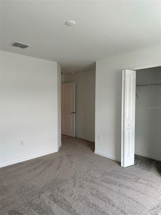В аренду: $2,200 (4 спален, 2 ванн, 1821 Квадратных фут)