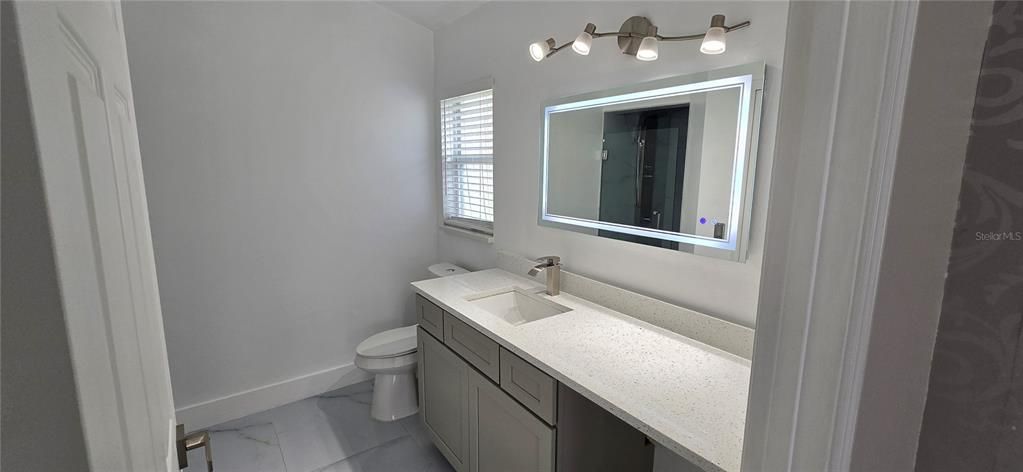 En Renta: $2,800 (4 camas, 3 baños, 1729 Pies cuadrados)