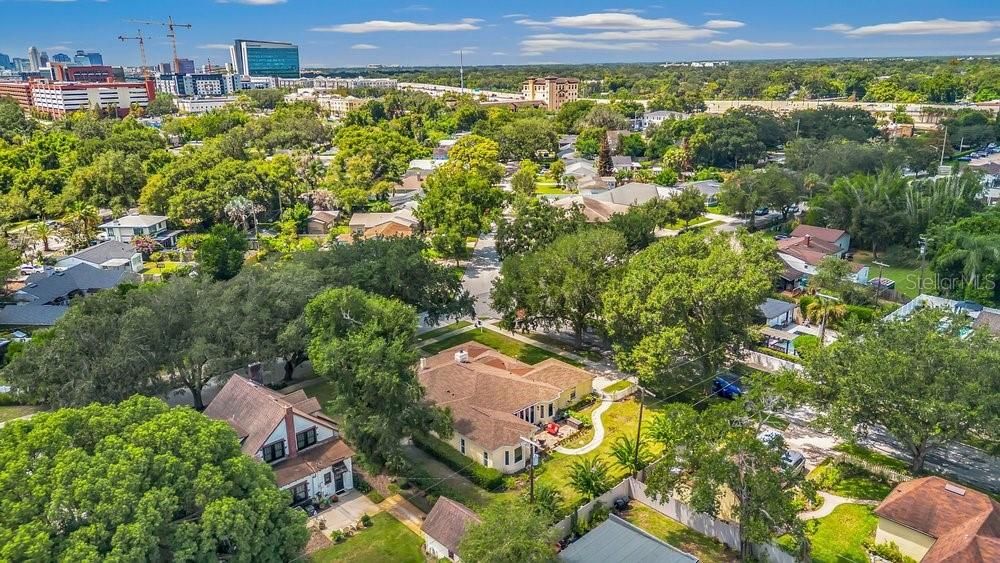 En Venta: $995,000 (3 camas, 2 baños, 2486 Pies cuadrados)