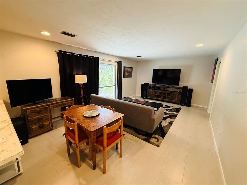 For Sale: $399,000 (3 beds, 2 baths, 1872 Square Feet)