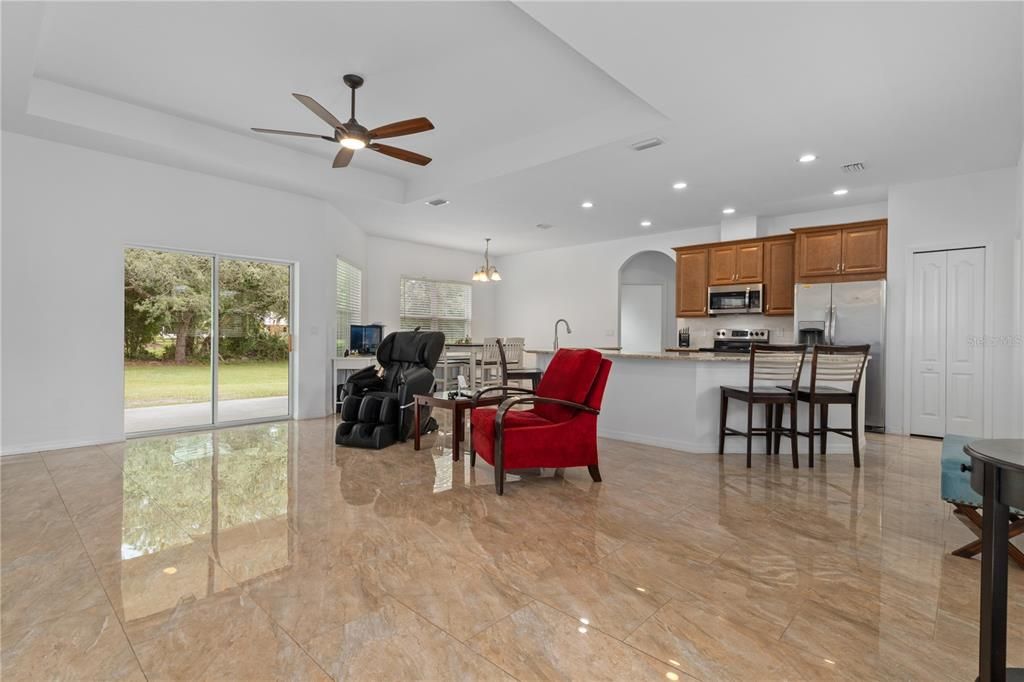 For Sale: $450,000 (3 beds, 2 baths, 1735 Square Feet)