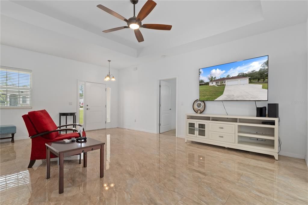 For Sale: $450,000 (3 beds, 2 baths, 1735 Square Feet)