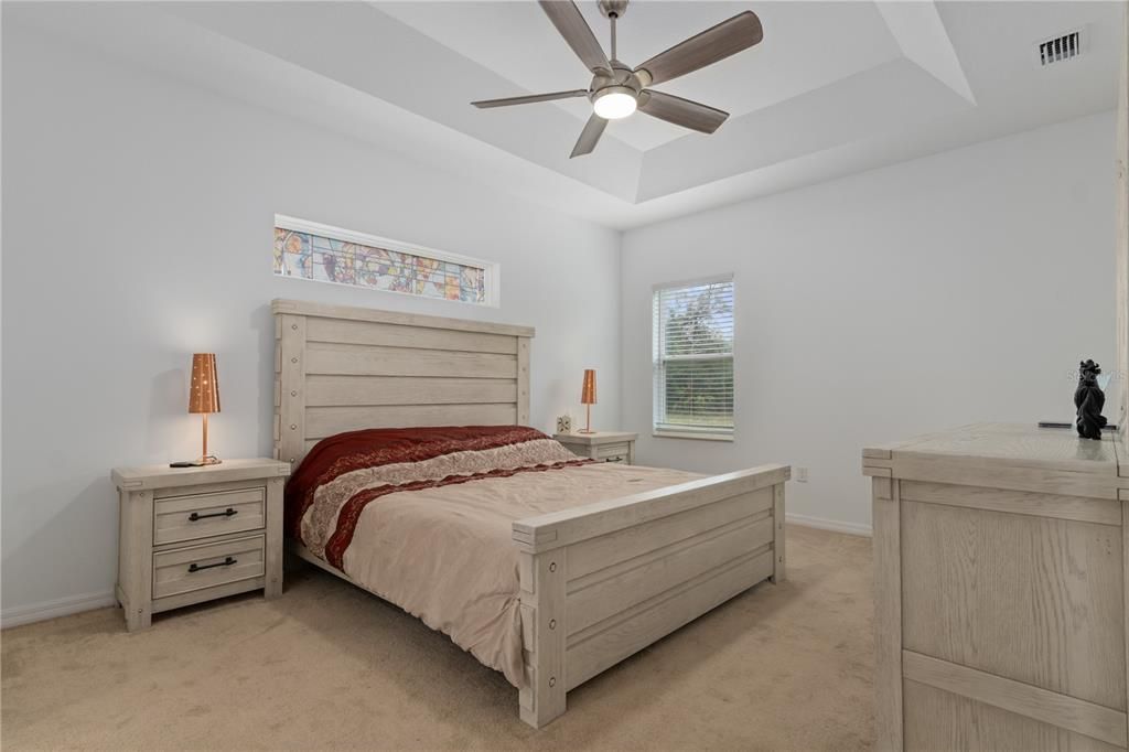 For Sale: $450,000 (3 beds, 2 baths, 1735 Square Feet)