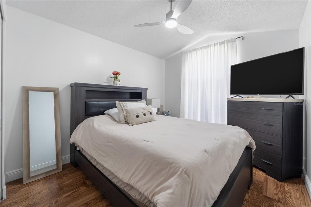 For Sale: $544,999 (3 beds, 2 baths, 1551 Square Feet)