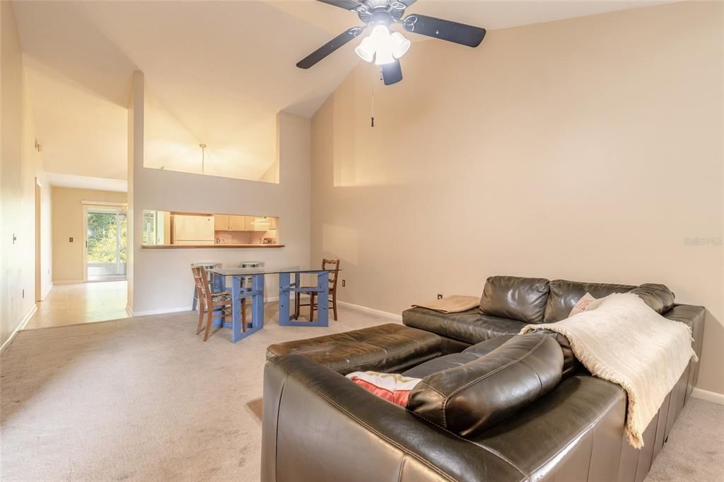En Venta: $210,000 (3 camas, 2 baños, 1257 Pies cuadrados)