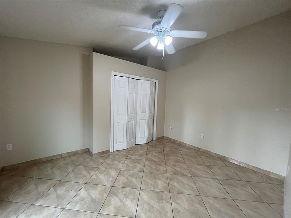 For Rent: $2,325 (3 beds, 2 baths, 1874 Square Feet)