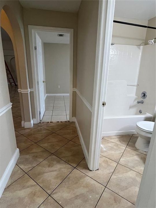 For Rent: $2,325 (3 beds, 2 baths, 1874 Square Feet)