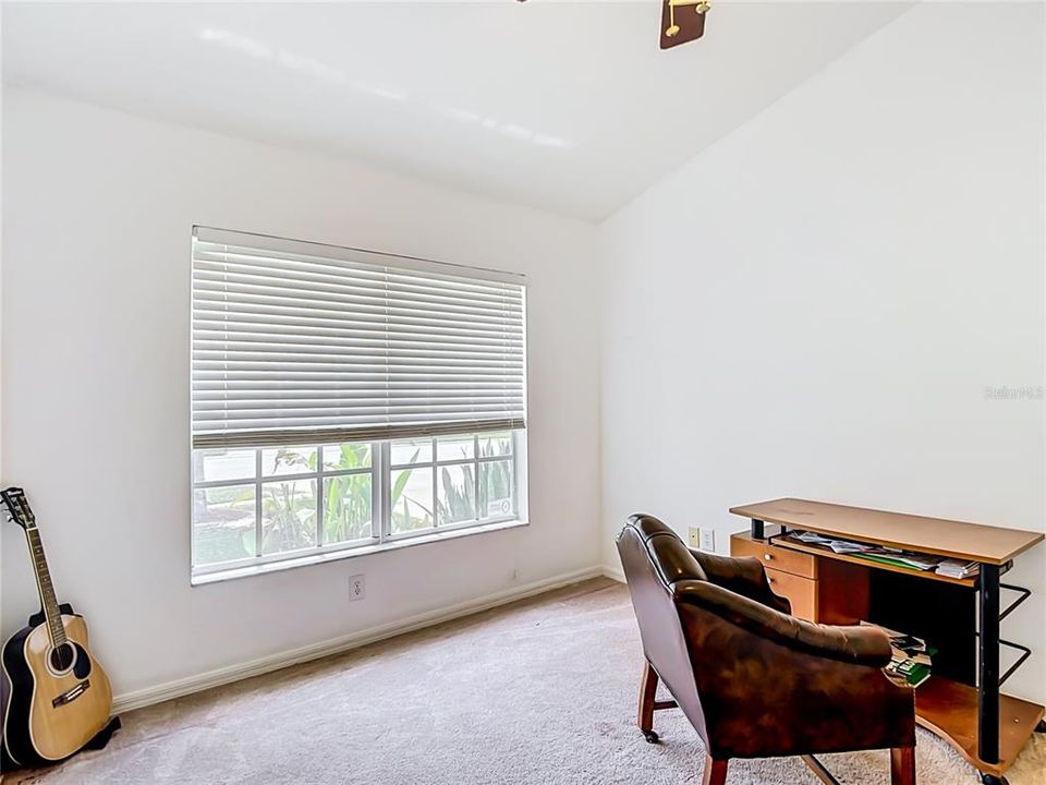For Sale: $349,900 (3 beds, 2 baths, 1400 Square Feet)