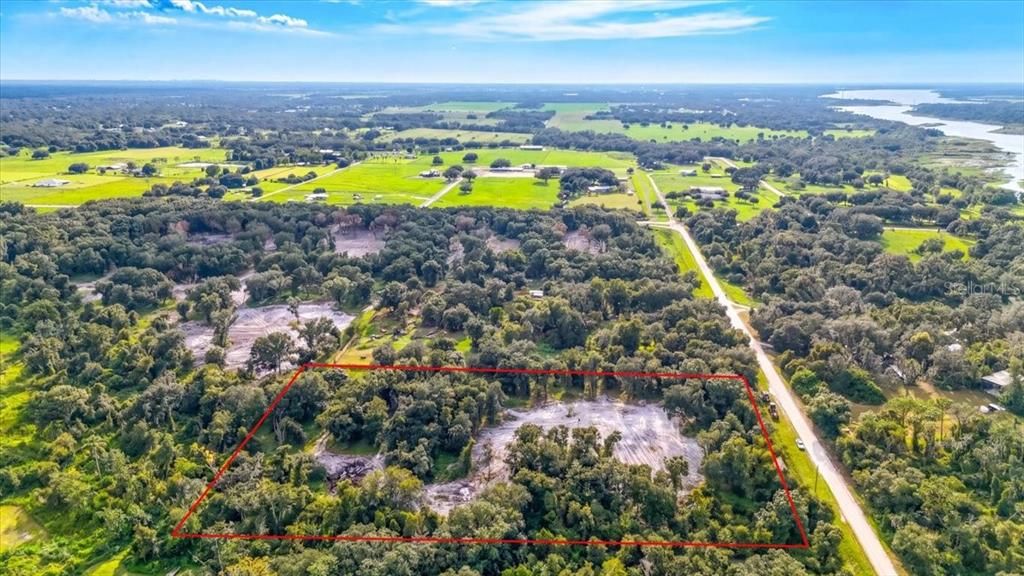 For Sale: $575,000 (5.20 acres)