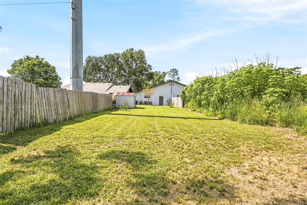 For Sale: $278,000 (3 beds, 2 baths, 1041 Square Feet)