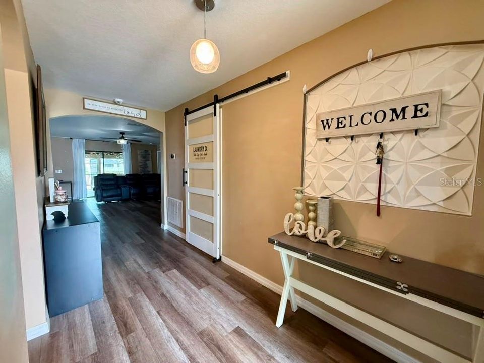 For Rent: $2,150 (3 beds, 2 baths, 1616 Square Feet)