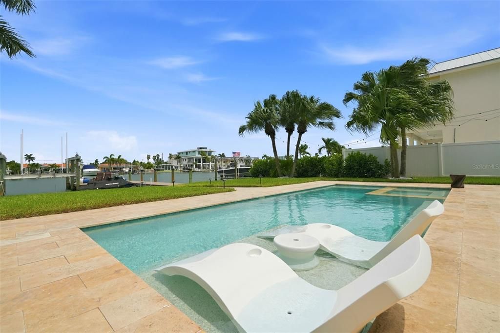 For Rent: $14,500 (4 beds, 5 baths, 3329 Square Feet)