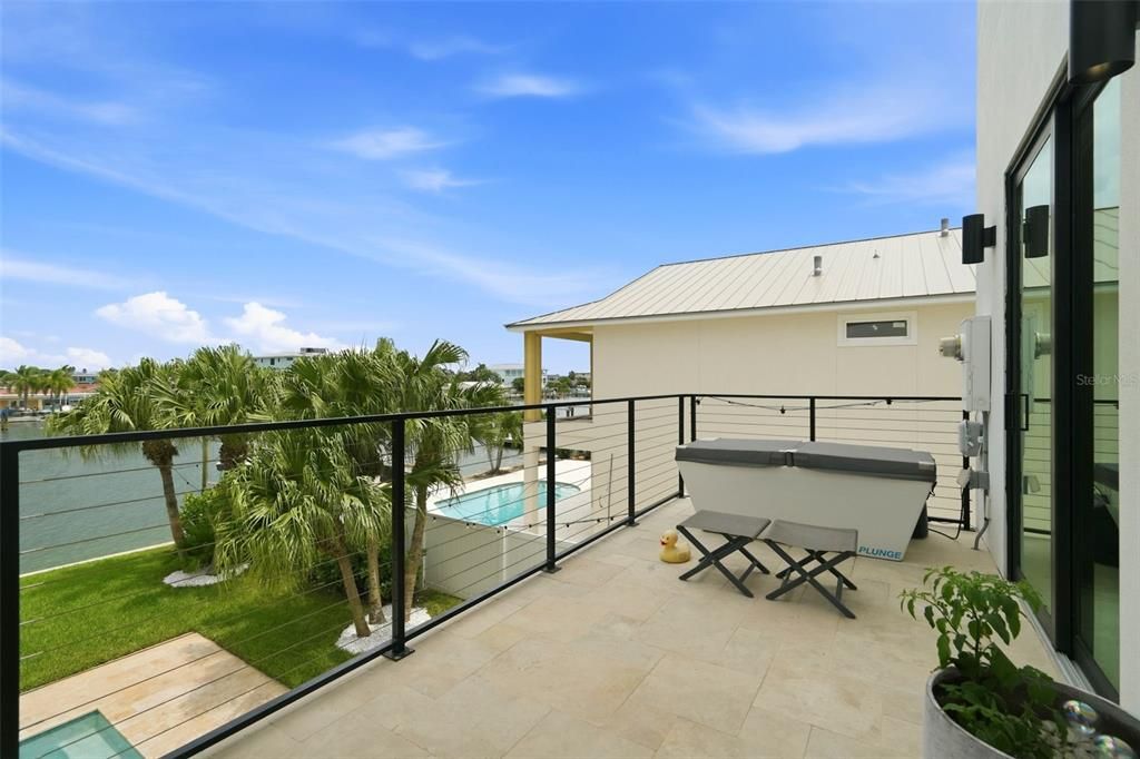 For Rent: $14,500 (4 beds, 5 baths, 3329 Square Feet)
