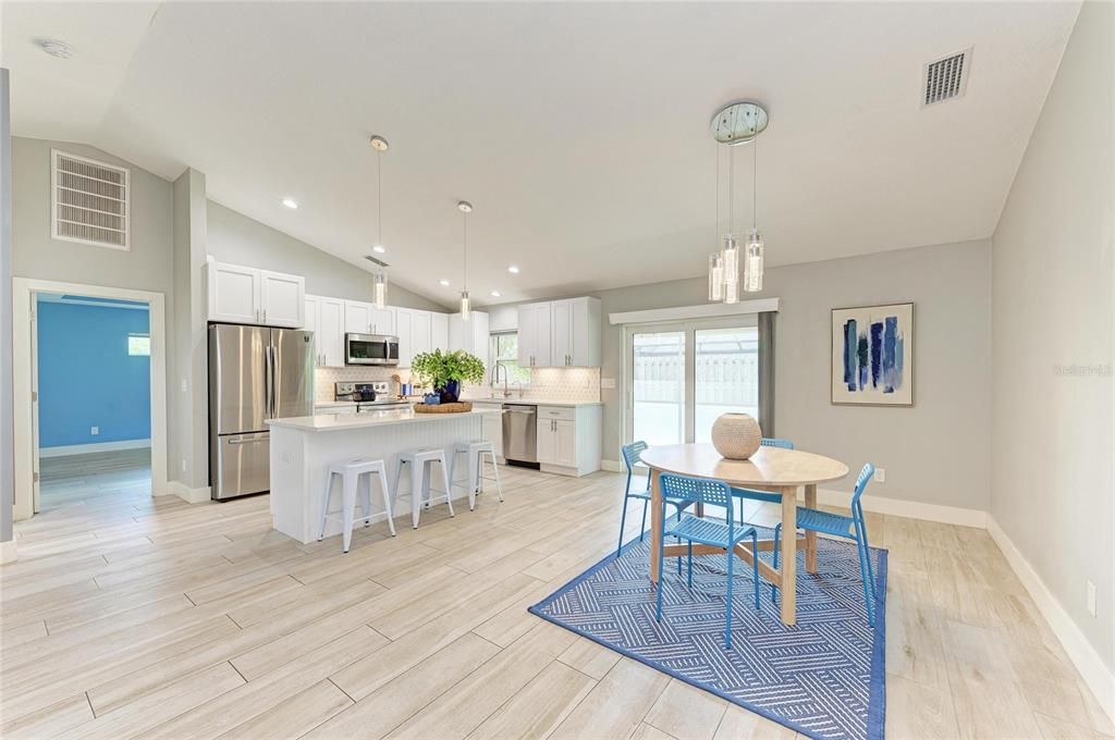 For Sale: $444,000 (3 beds, 2 baths, 1530 Square Feet)