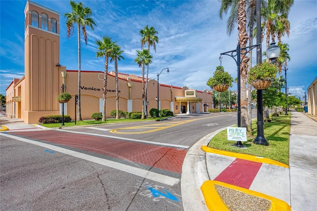 For Sale: $444,000 (3 beds, 2 baths, 1530 Square Feet)