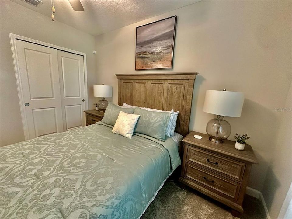 For Sale: $274,900 (2 beds, 2 baths, 1405 Square Feet)