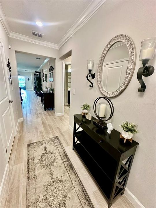 For Sale: $274,900 (2 beds, 2 baths, 1405 Square Feet)