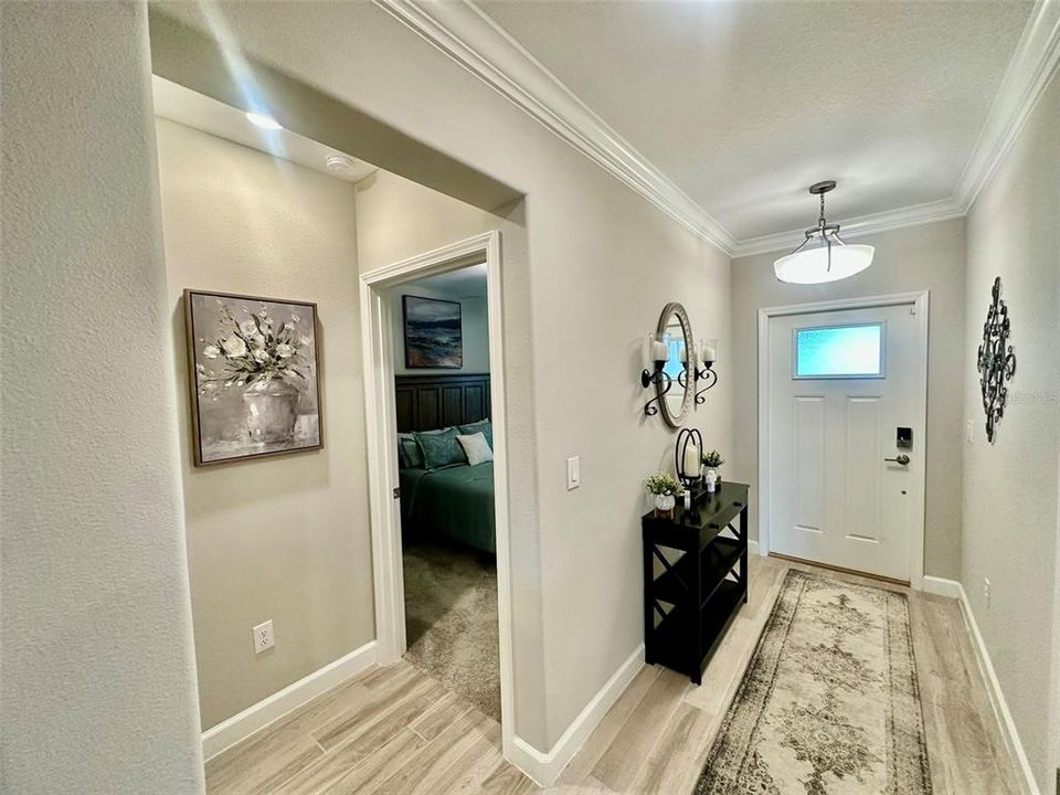 For Sale: $274,900 (2 beds, 2 baths, 1405 Square Feet)