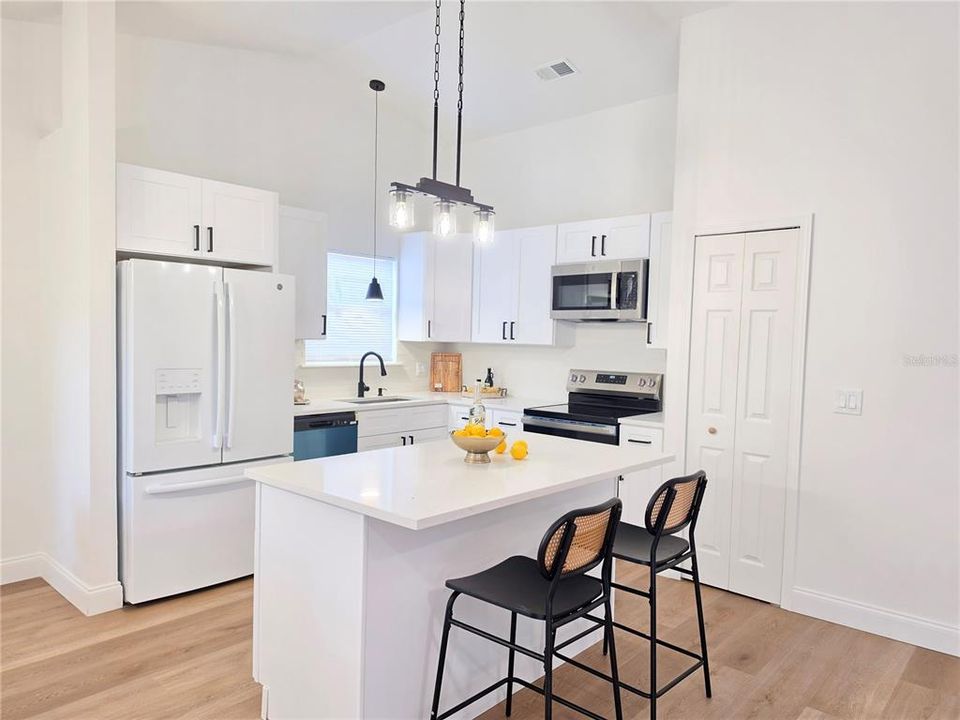 En Venta: $347,500 (3 camas, 2 baños, 1388 Pies cuadrados)