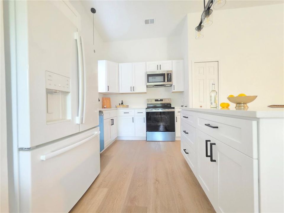 En Venta: $347,500 (3 camas, 2 baños, 1388 Pies cuadrados)
