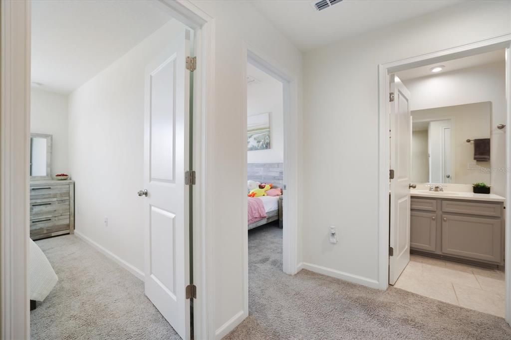 For Sale: $309,900 (3 beds, 2 baths, 1512 Square Feet)