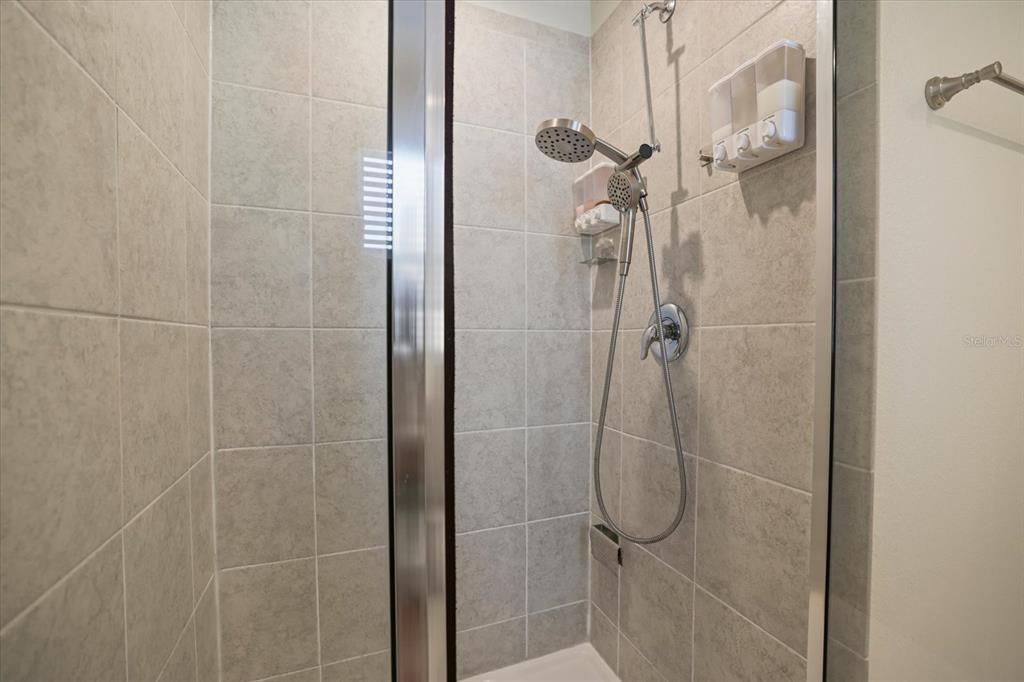For Sale: $309,900 (3 beds, 2 baths, 1512 Square Feet)