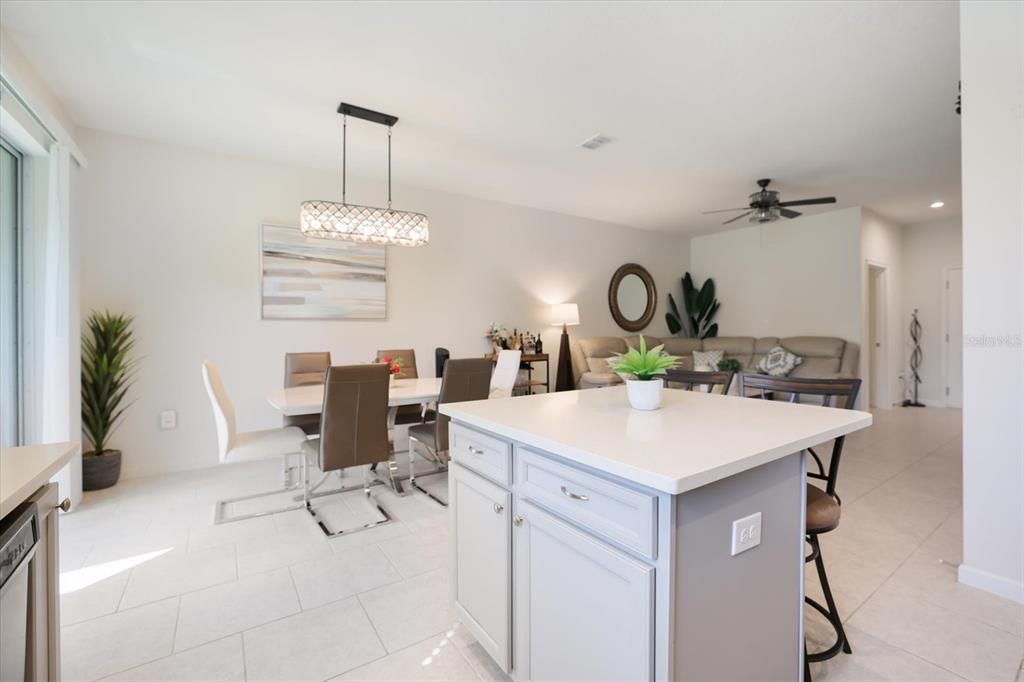 For Sale: $309,900 (3 beds, 2 baths, 1512 Square Feet)