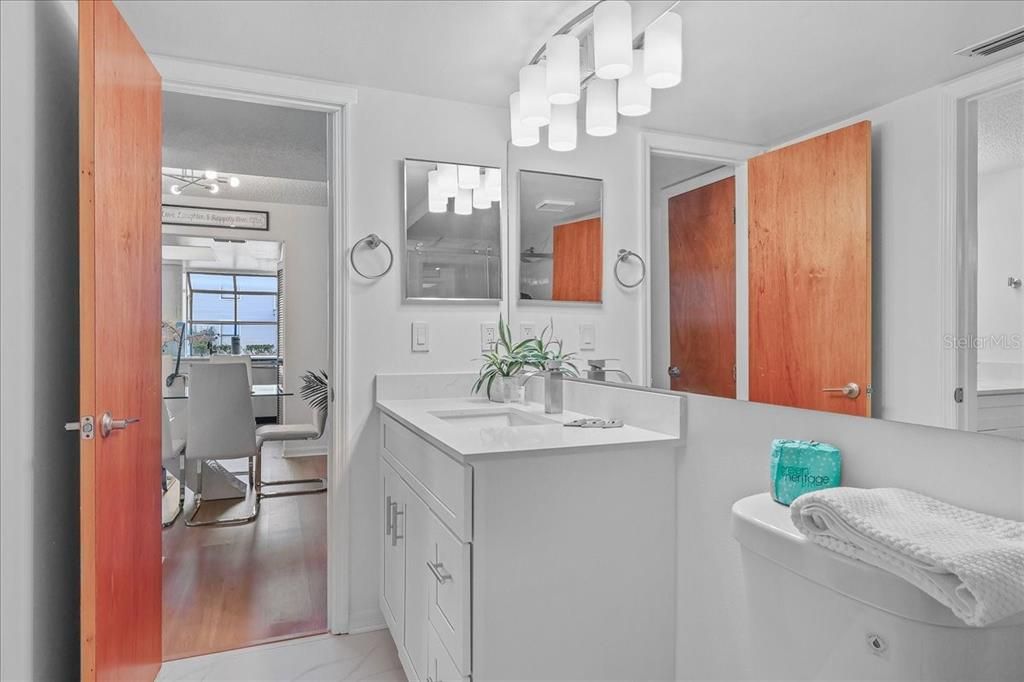 For Sale: $257,300 (3 beds, 2 baths, 1375 Square Feet)