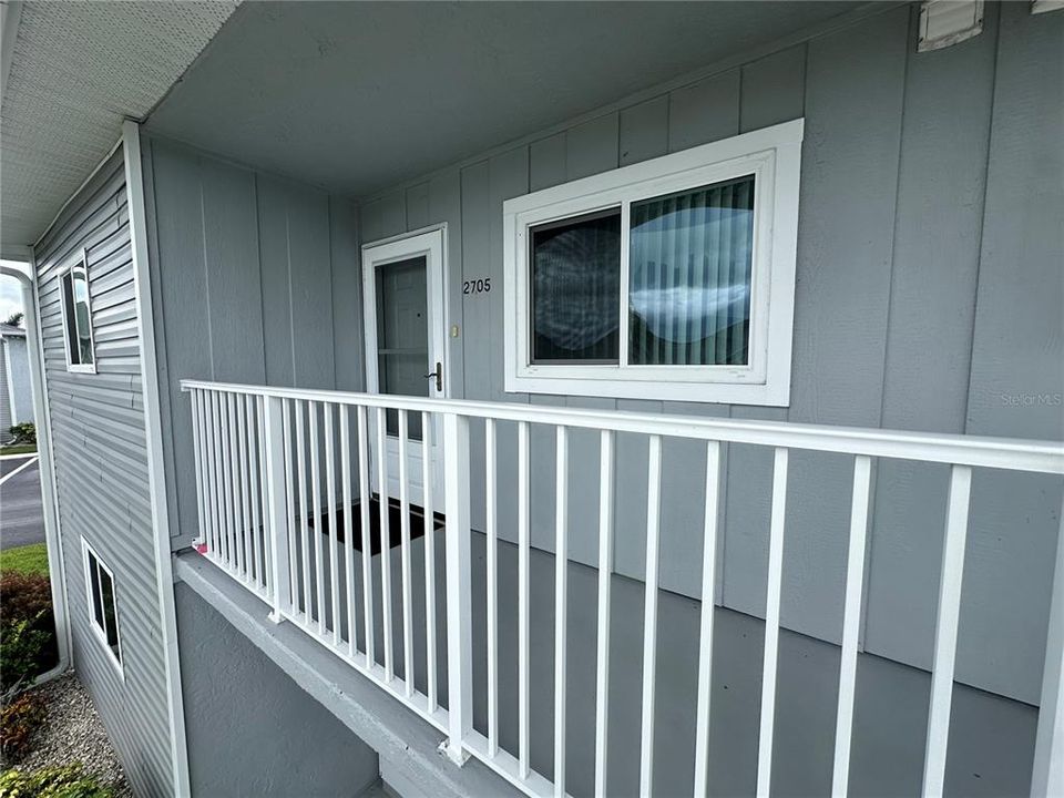 For Sale: $175,000 (2 beds, 2 baths, 1064 Square Feet)