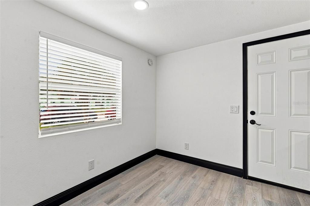 En Venta: $275,000 (3 camas, 1 baños, 968 Pies cuadrados)