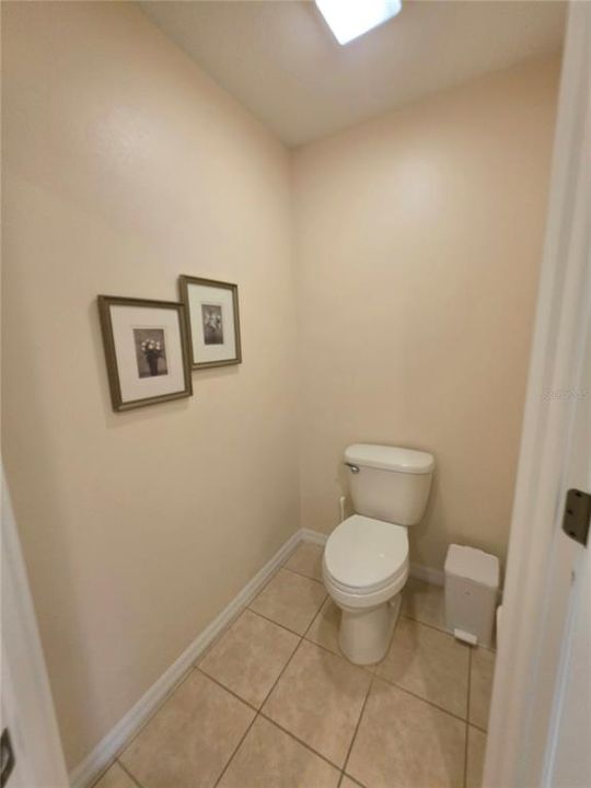 For Sale: $419,000 (5 beds, 3 baths, 2190 Square Feet)