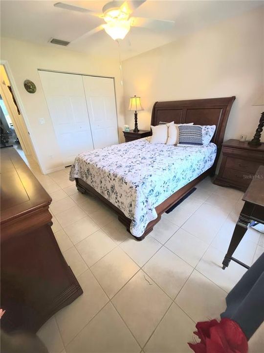 For Sale: $419,000 (5 beds, 3 baths, 2190 Square Feet)