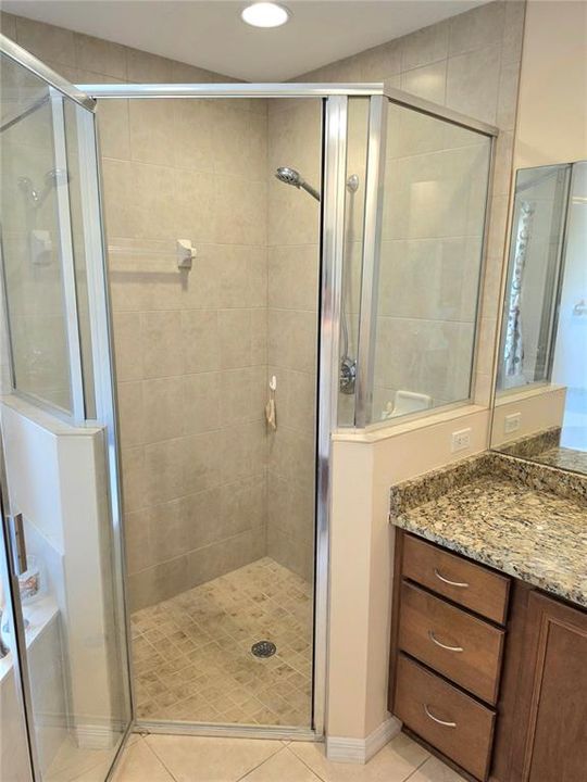 For Sale: $419,000 (5 beds, 3 baths, 2190 Square Feet)