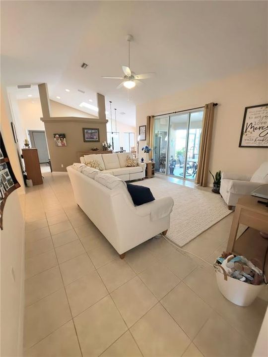For Sale: $419,000 (5 beds, 3 baths, 2190 Square Feet)