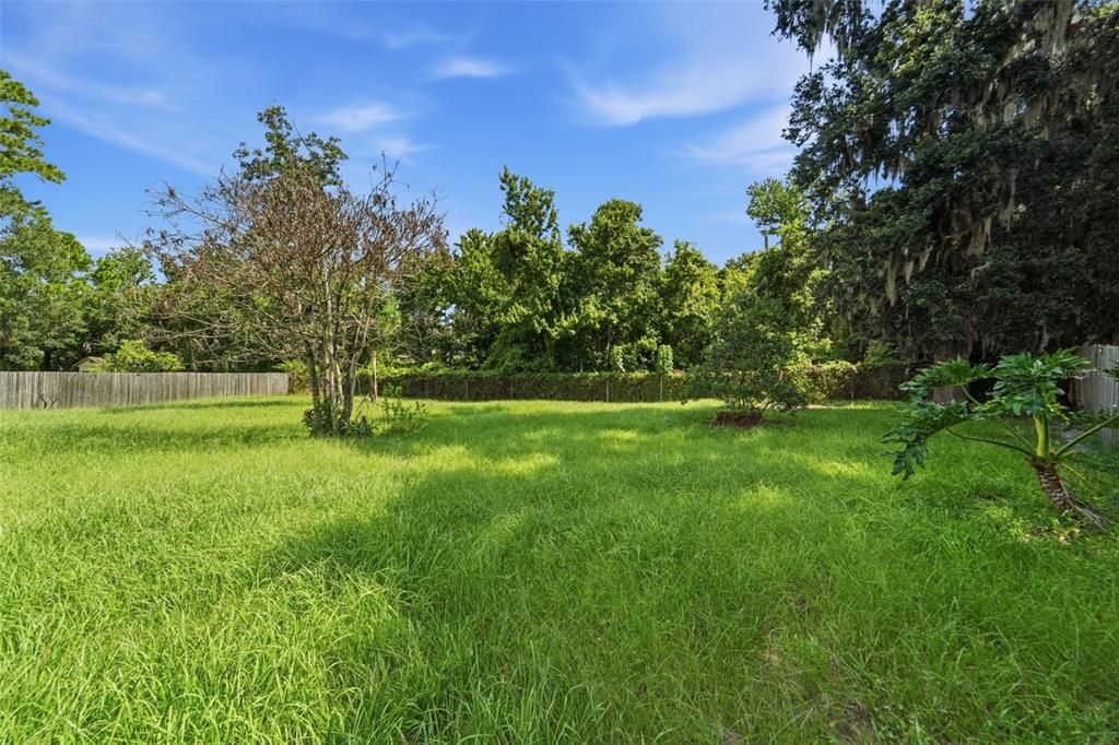 For Sale: $297,900 (3 beds, 2 baths, 1213 Square Feet)