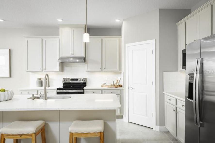 For Sale: $357,990 (4 beds, 2 baths, 1833 Square Feet)