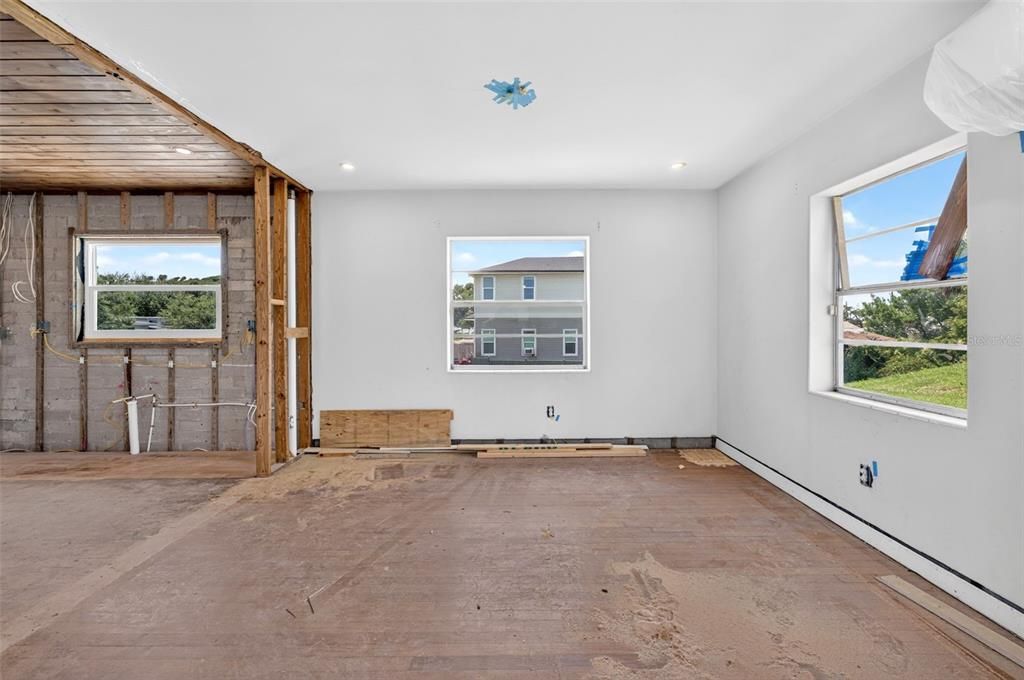 En Venta: $499,000 (5 camas, 3 baños, 2676 Pies cuadrados)