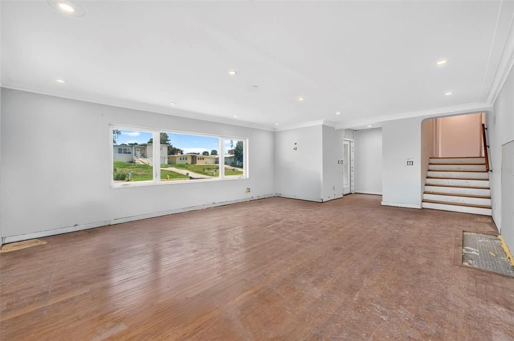 En Venta: $499,000 (5 camas, 3 baños, 2676 Pies cuadrados)