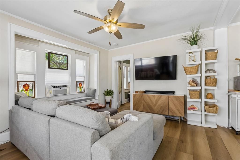 En Venta: $339,000 (1 camas, 1 baños, 914 Pies cuadrados)