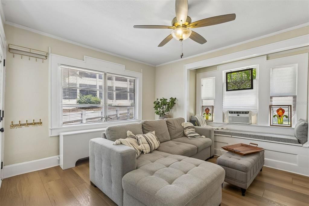 En Venta: $339,000 (1 camas, 1 baños, 914 Pies cuadrados)