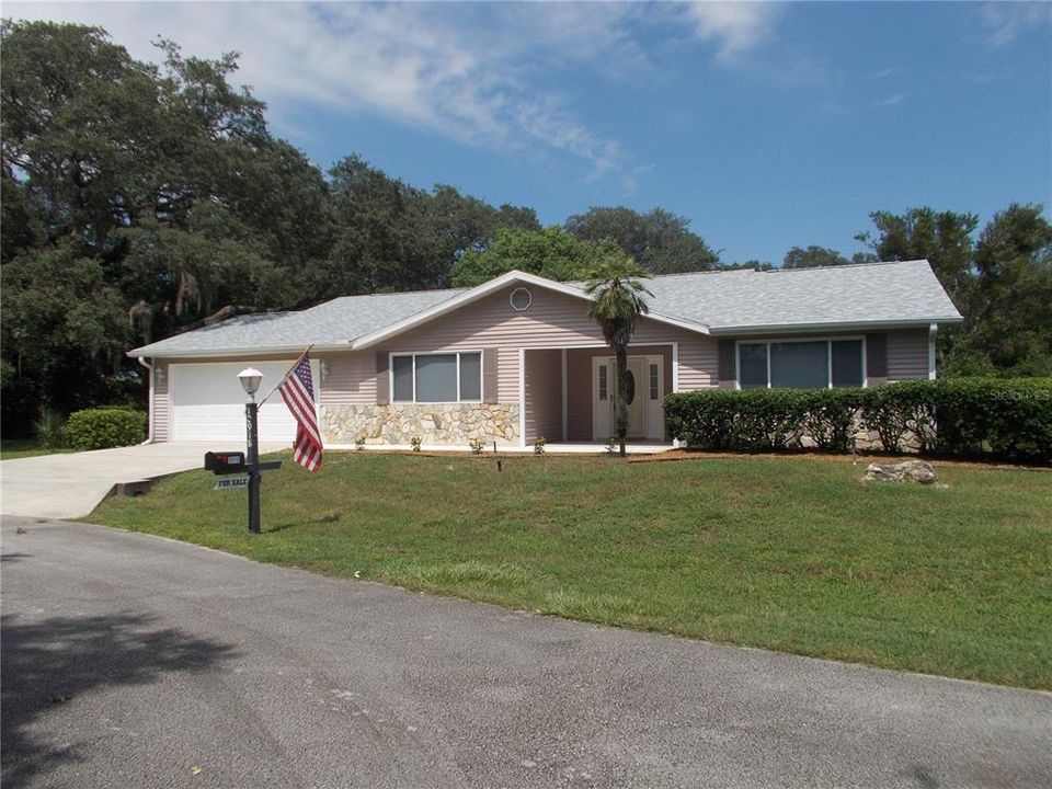 For Sale: $244,900 (3 beds, 2 baths, 1621 Square Feet)