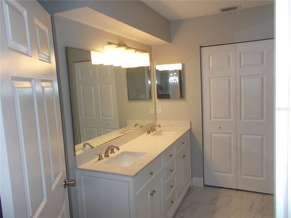 For Sale: $244,900 (3 beds, 2 baths, 1621 Square Feet)