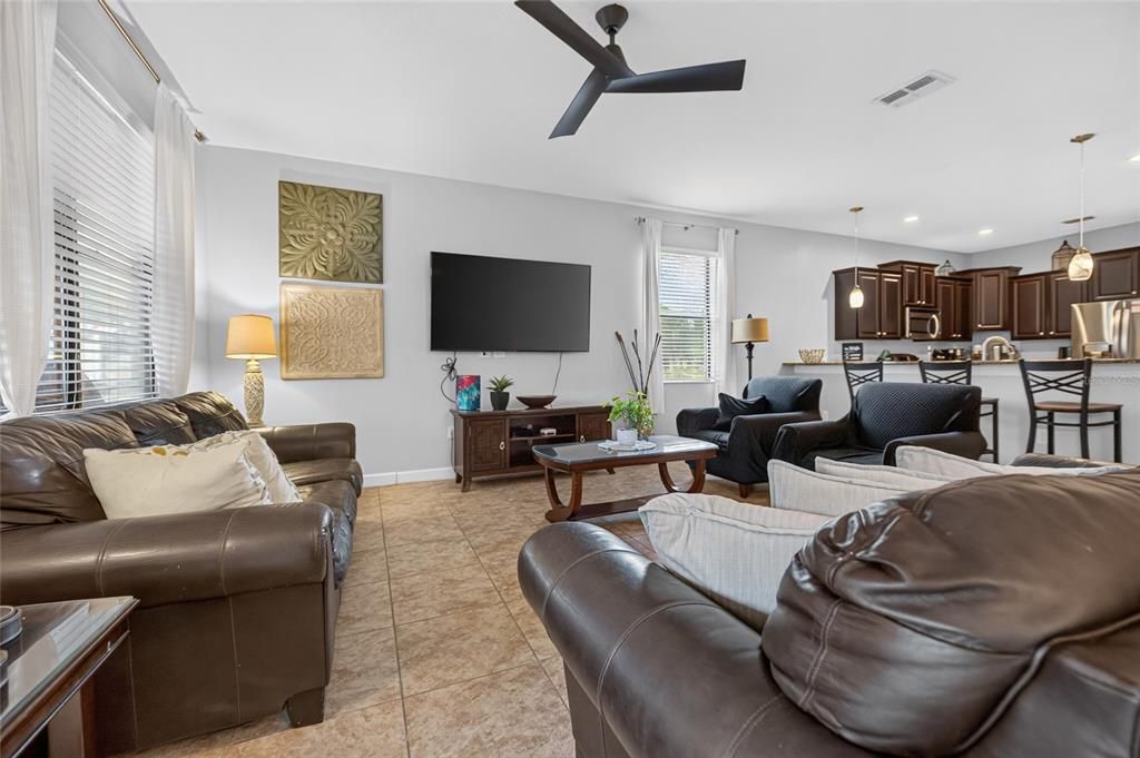 For Sale: $639,700 (9 beds, 5 baths, 3909 Square Feet)