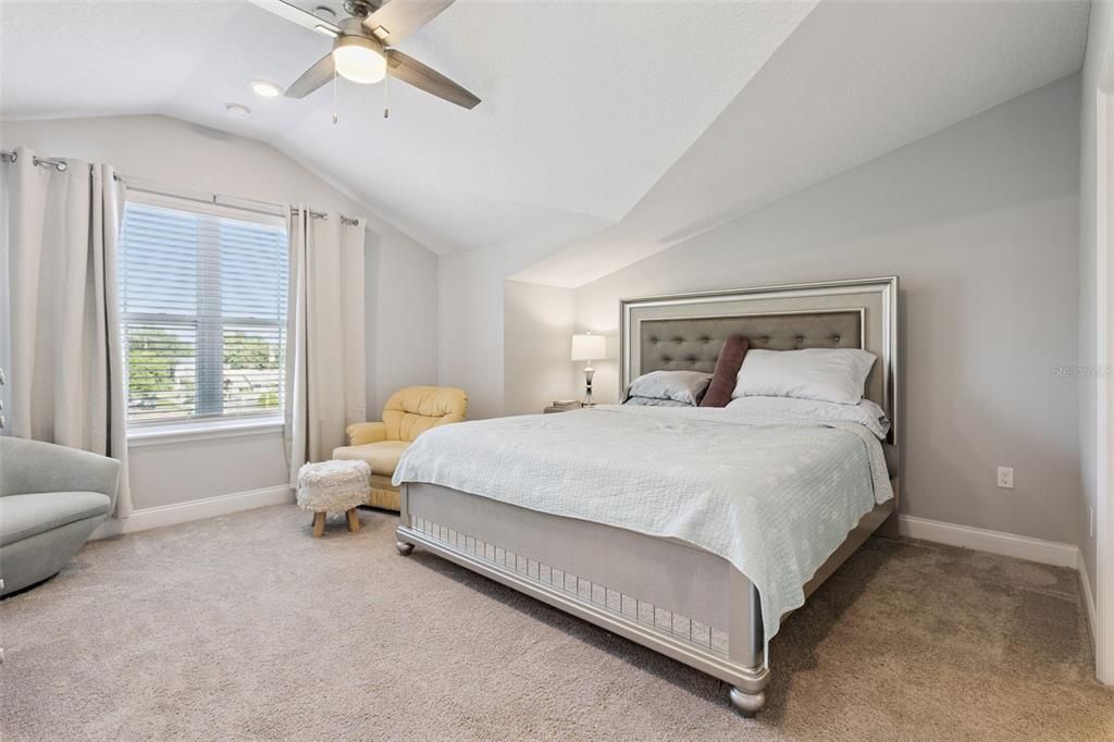 For Sale: $625,000 (3 beds, 3 baths, 1695 Square Feet)
