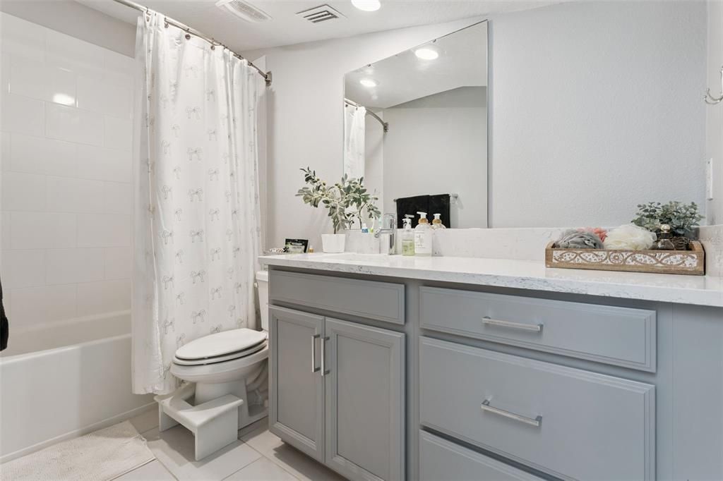 For Sale: $625,000 (3 beds, 3 baths, 1695 Square Feet)